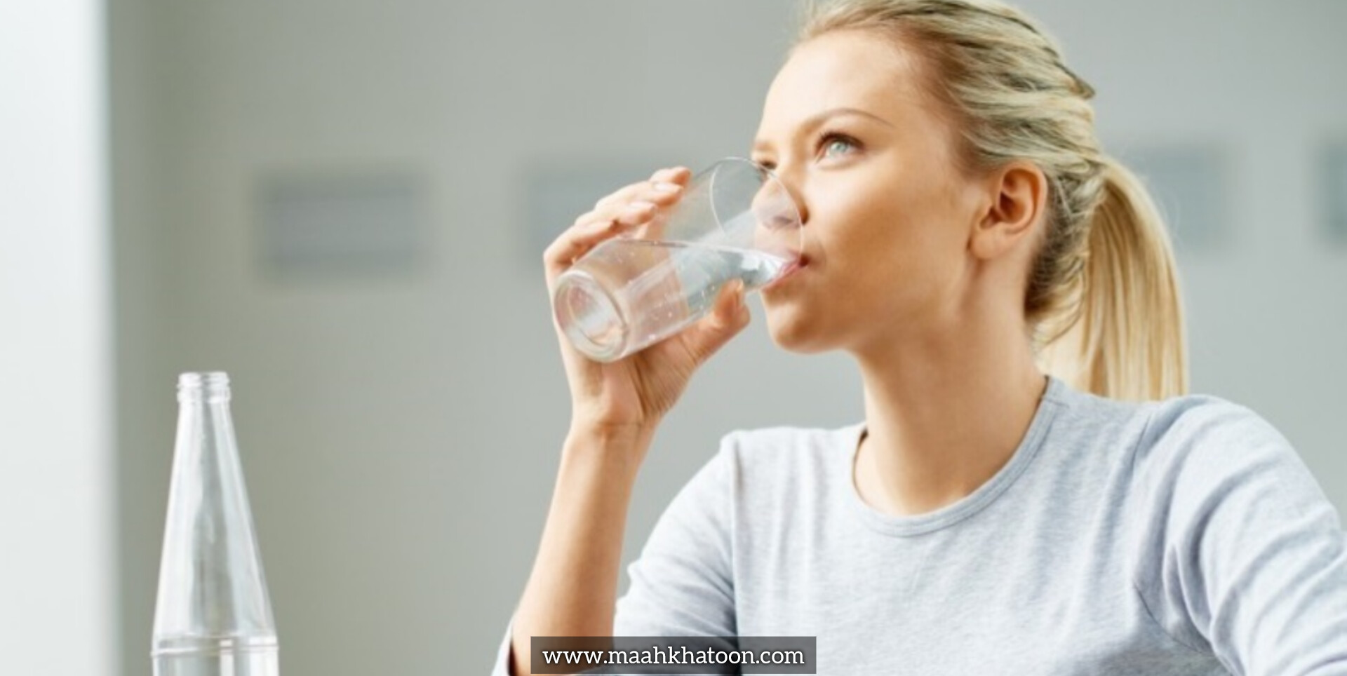 نوشیدن آب کافی