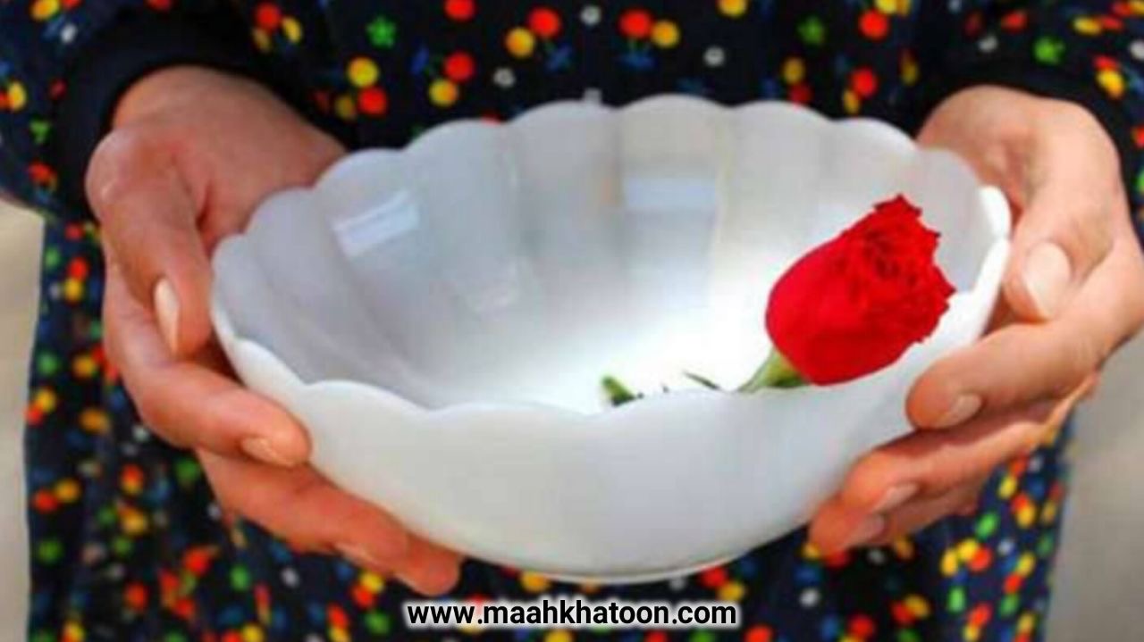 ریختن آب پشت مسافر | رسمی کهن برای بدرقه و خیر و برکت